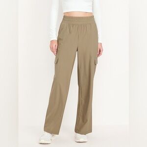 NWT! Old Navy High-Waisted SleekTech Wide-Leg Cargo Pants 🛍️